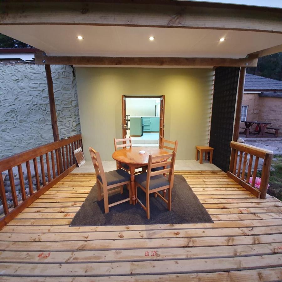Gooderson Leisure Mountain View Cottages Self Catering And Timeshare Resort Дракенсберг-Гарден Экстерьер фото