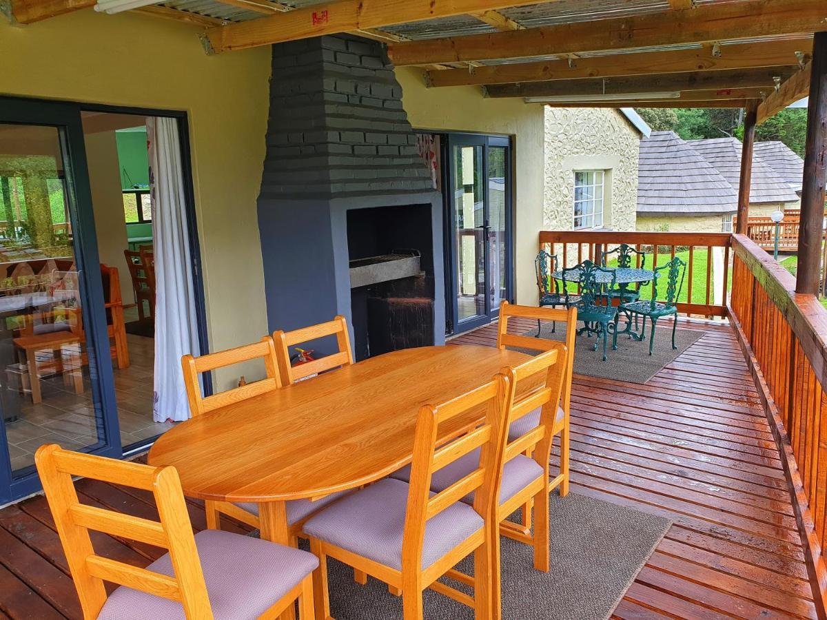 Gooderson Leisure Mountain View Cottages Self Catering And Timeshare Resort Дракенсберг-Гарден Экстерьер фото
