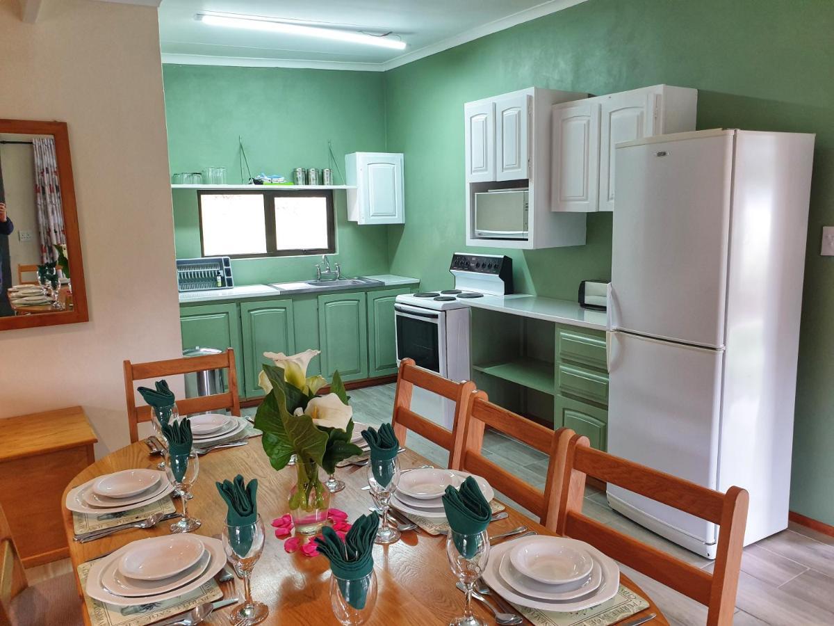 Gooderson Leisure Mountain View Cottages Self Catering And Timeshare Resort Дракенсберг-Гарден Экстерьер фото