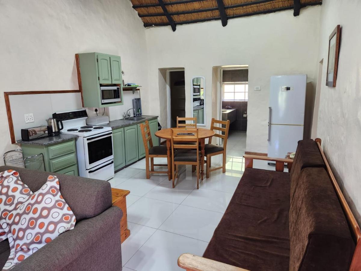 Gooderson Leisure Mountain View Cottages Self Catering And Timeshare Resort Дракенсберг-Гарден Экстерьер фото
