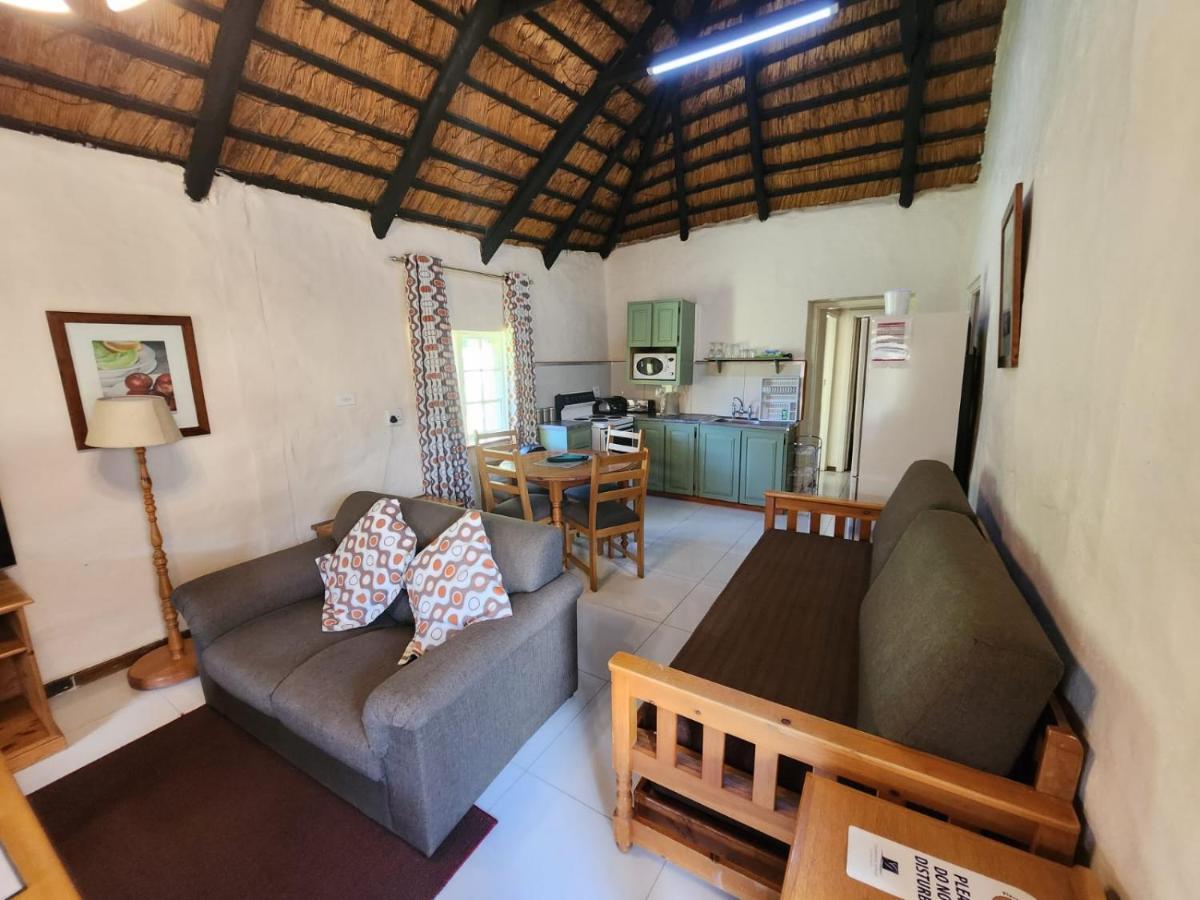 Gooderson Leisure Mountain View Cottages Self Catering And Timeshare Resort Дракенсберг-Гарден Экстерьер фото