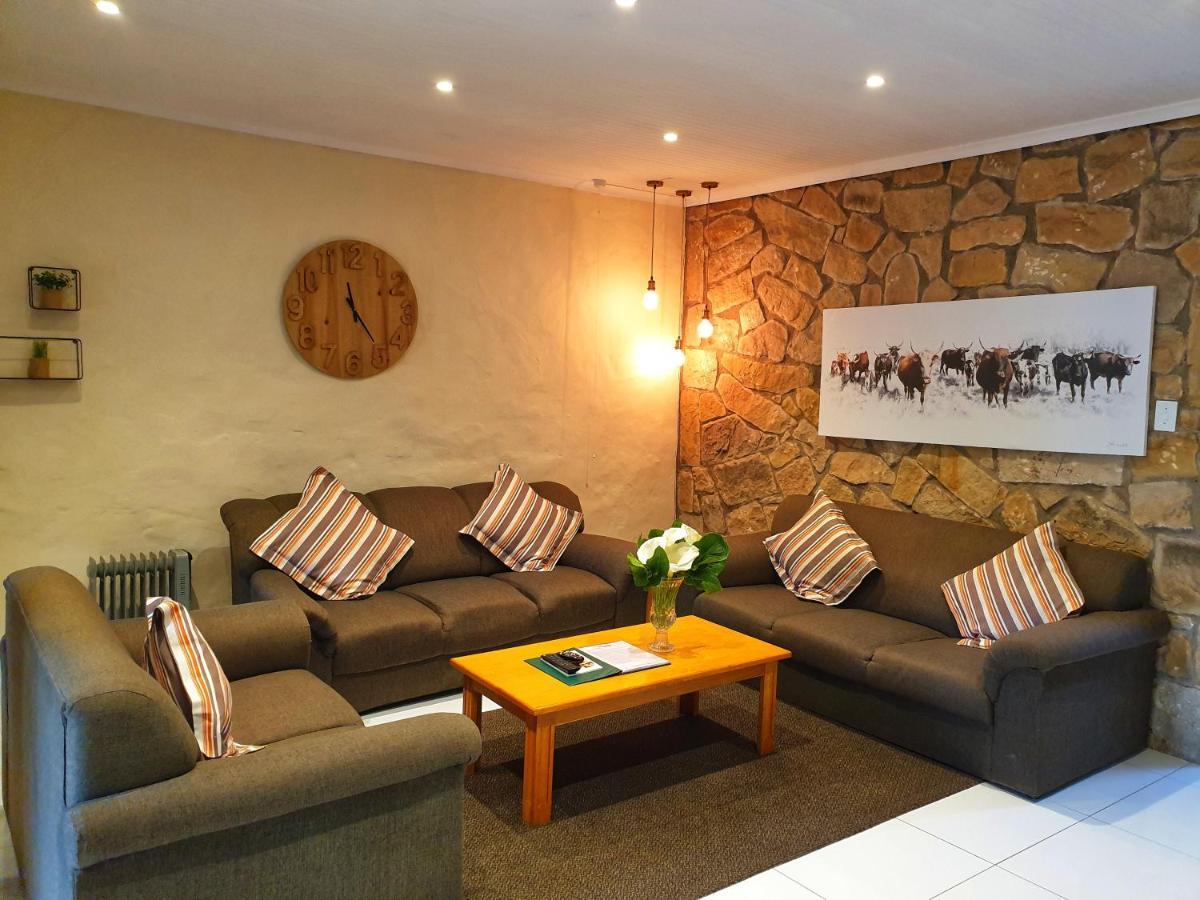 Gooderson Leisure Mountain View Cottages Self Catering And Timeshare Resort Дракенсберг-Гарден Экстерьер фото